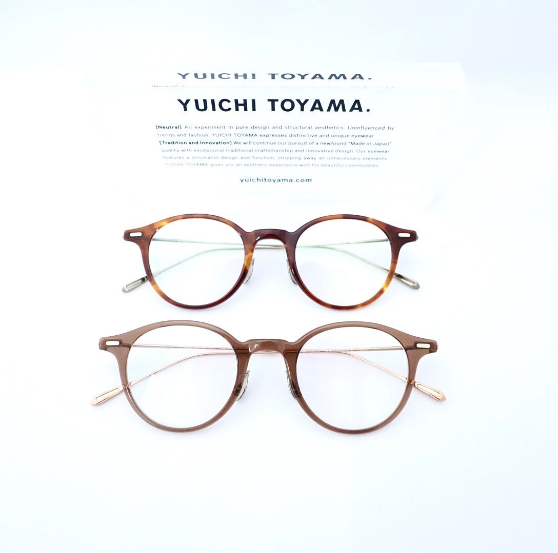 brand:YUICHITOYAMA/D
model : MITSUGAI
color: 02.03

● 2023SSは高圧縮プラスチックを使用した極薄のフロントとメタルテンプルのコンビネーションフレームを展開しています。 【MITSUGAI】は、家紋「三つ貝」から着想を得たデザイン。
ベーシックでありながらモダンな印象のボストンシェイプとなっています。

一体型となっているチタンの鼻パッドは、日本人のお鼻立ちにしっかり沿ってくれる掛け心地も抜群な一本に仕上がっています。 コンパクトなサイズ感は、お顔の小さい方や女性の方にもオススメです。

商品に関するお問い合わせはDM、お電話、メールでも受付しておりますのでお気軽に問い合わせください。

︎shop data︎
最寄り駅 自由が丘
正面口出口から歩いて約５分です。
住所 152-0035
東京都目黒区自由が丘1-16-13ヒルズ自由が丘1F
︎03-5731-6612
info＠beauxyeux.jp

#jacquesmariemage　   @beauxyeux_azabu