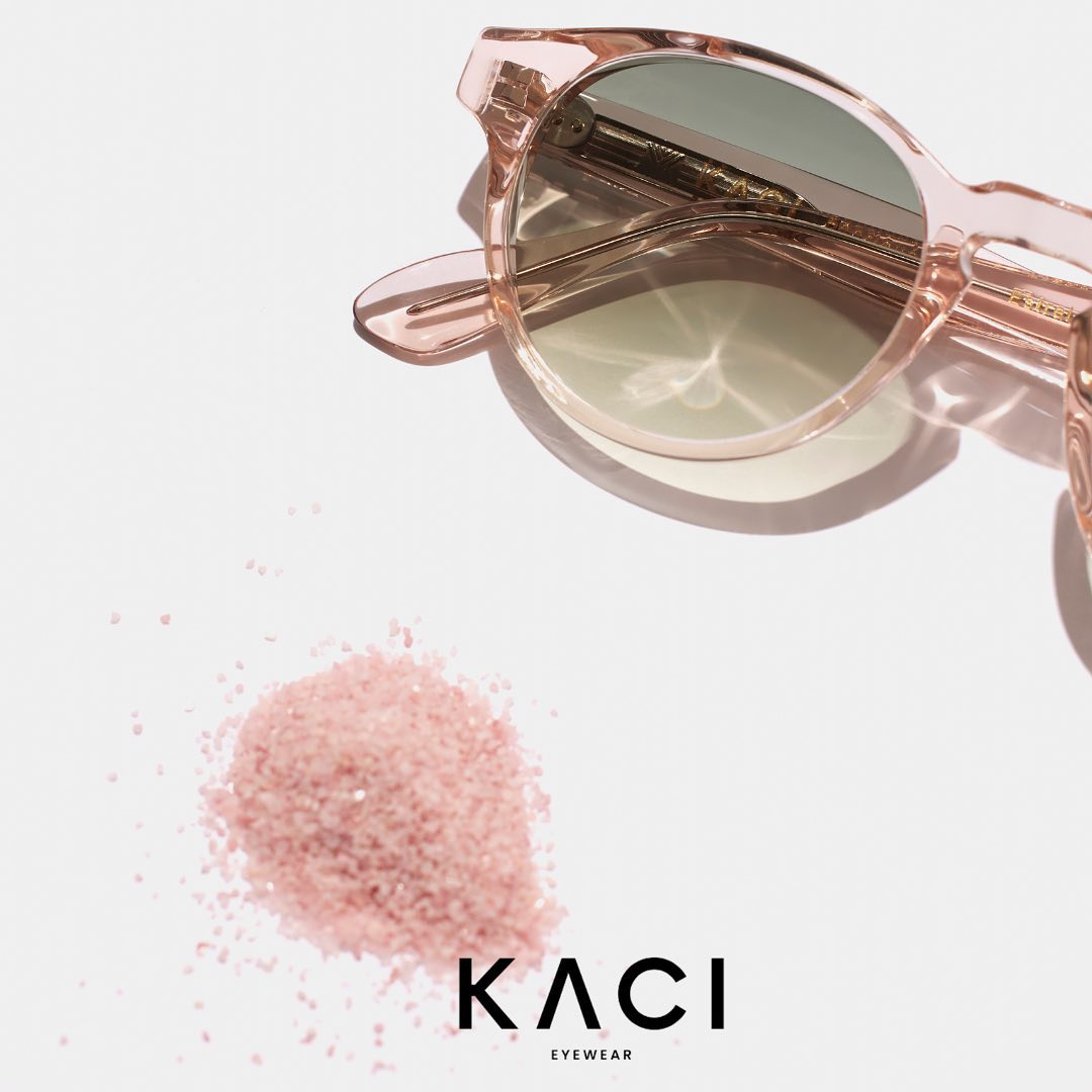 以前、Instagramにてご紹介させていただいてからご好評いただいております新規取り扱いブランド『KACI EYEWEAR』のヴィジュアルが届きましたので投稿させて頂きます！

KACI EYEWEARはフランスのブランドです。
全てハンドメイドにて生産され、どれも100本限定となりテンプル裏にはシリアルナンバーが刻印されています。
また、インナーメタルはブランドオリジナルのものを使用し、レンズはZeiss社のものを使用しているなどこだわりを感じます。
形はシンプルなデザインの中に風防を感じさせるような細かいカッティングが入っている等、是非皆様に手に取ってご覧頂きたい作りとなっております。

フレーム生地の組み合わせやカラーレンズのチョイスなどがとてもお洒落で、日本の皆様にも刺さるアイウェアではないでしょうか。

まだ、日本での取り扱いは当店のみとなっております！
是非手に取ってご覧頂きたいです！

商品に関するお問い合わせはDM、お電話、メールでも受付しておりますのでお気軽に問い合わせください。

︎shop data︎
最寄り駅 自由が丘
正面口出口から歩いて約５分です。
住所 152-0035
東京都目黒区自由が丘1-16-13ヒルズ自由が丘1F
︎03-5731-6612
info＠beauxyeux.jp

We have received the visuals of our new brand ``KACI EYEWEAR'', which has been well received since we introduced it on Instagram, so we would like to post it!

KACI EYEWEAR is a French brand.
All are handmade and limited to 100 pieces, each with a serial number engraved on the back of the temple.
In addition, the inner metal is original to the brand, and the lenses are from Zeiss.
It has a simple design with fine cuts that give it the feel of a windshield, making it a product that everyone should pick up and take a look at.

The combination of frame fabrics and choice of colored lenses are very stylish, and I think this eyewear will appeal to everyone in Japan.

Our store is still the only one that sells it in Japan!
I would love for you to pick it up and take a look!

For inquiries regarding products, please feel free to contact us by DM, phone, or email.

︎ shop information︎
SHOP beauxyeux Jiyugaoka
ZIPCODE 152-0035
1F Hills Jiyugaoka 1-16-13
Jiyugaoka Meguro-ku Tokyo JAPAN
︎+81-35731-6612
info@beauxyeux.jp

@kaci_eyewear 
@beauxyeux_azabu 
@beauxyeux_jiyugaoka