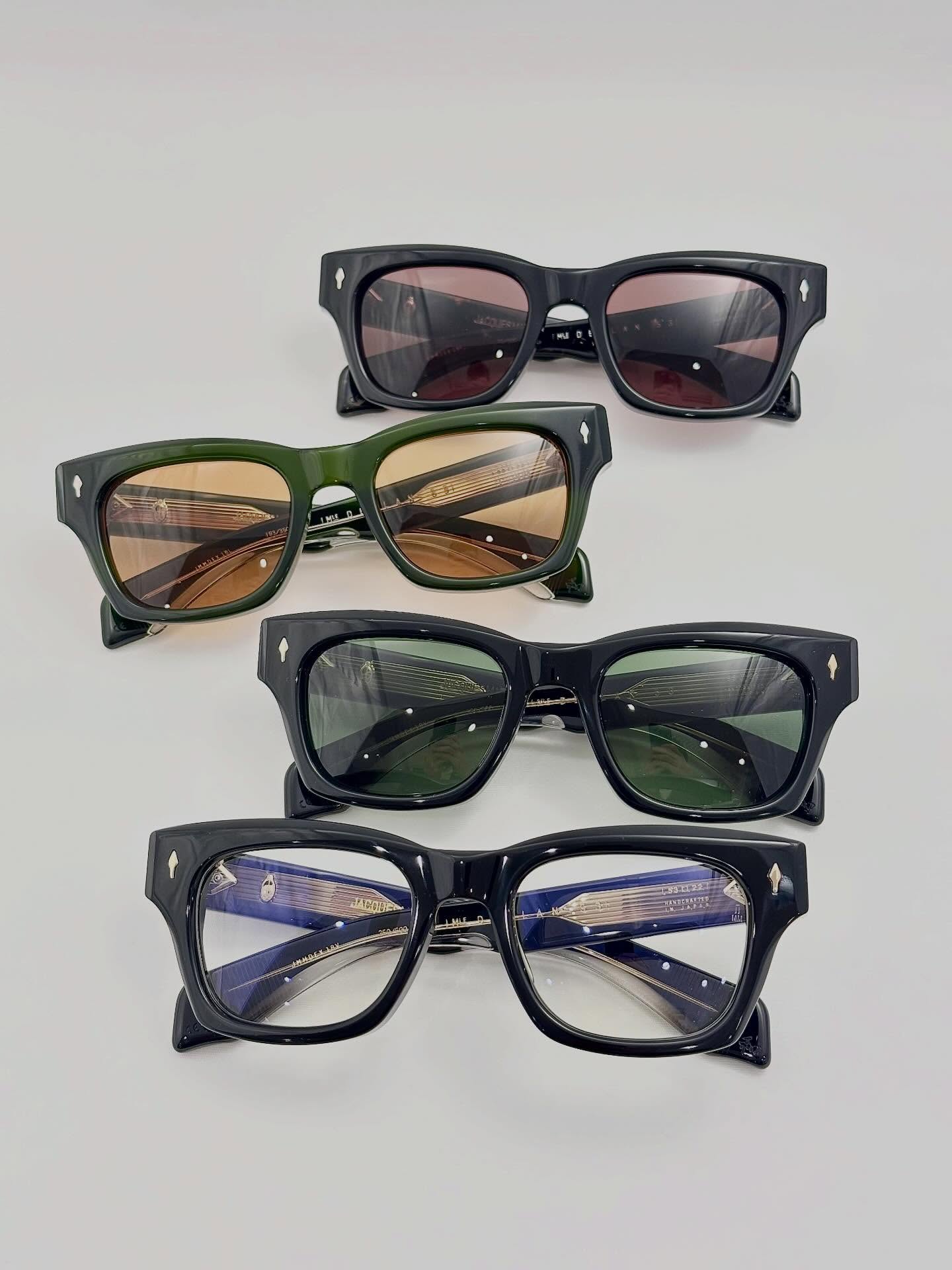 【アイコンモデル DEALAN 53 新色入荷】
brand : Jacques Marie Mage
model : DEALAN 53
color : Venom , Borneo, Willow
ボブ・ディランが着用していたサングラスにインスパイアされ、
JMM流に再解釈された名作モデル DEALAN。
通常モデルよりサイズアップした DEALAN 53 の新色が入荷しました。
「50サイズでは少し物足りない」「もう少し存在感が欲しい」
そんな声に応える、より力強さを感じられるサイズバランスです。
顔立ちに与える印象も、よりアイコニックに仕上がっています。
また、通常サイズの DEALAN も店頭に揃えております。
ぜひ店頭にてご試着いただき、お好みのカラーとサイズ感を見つけてください。
shop data
::: ボズュー麻布 :::
最寄り駅 麻布十番駅
5b出口から徒歩約1分
住所 106-0045
東京都港区麻布十番1-10-12須田ビル 1F
03-6230-9983
azabu@beauxyeux.jp
Inspired by the sunglasses worn by Bob Dylan,
DEALAN is a timeless icon reinterpreted through the lens of JMM.
The newly arrived DEALAN 53, a larger-sized version of the original model, is now back in stock in new colorways.
For those who find the 50 size slightly understated,
this version offers a bolder, more commanding presence.
The standard DEALAN is also available in-store.
We invite you to try them on and discover the color and size that best suits your style.
Shop Information
::: Beauxyeux Azabu :::
Nearest Station: Azabu-Juban Station
Approximately 1-minute walk from Exit 5b
Address: 1F Suda Building, 1-10-12 Azabu-Juban, Minato-ku, Tokyo 106-0045
03-6230-9983
azabu@beauxyeux.jp
MarieMage
@beauxyeux_jiyugaoka