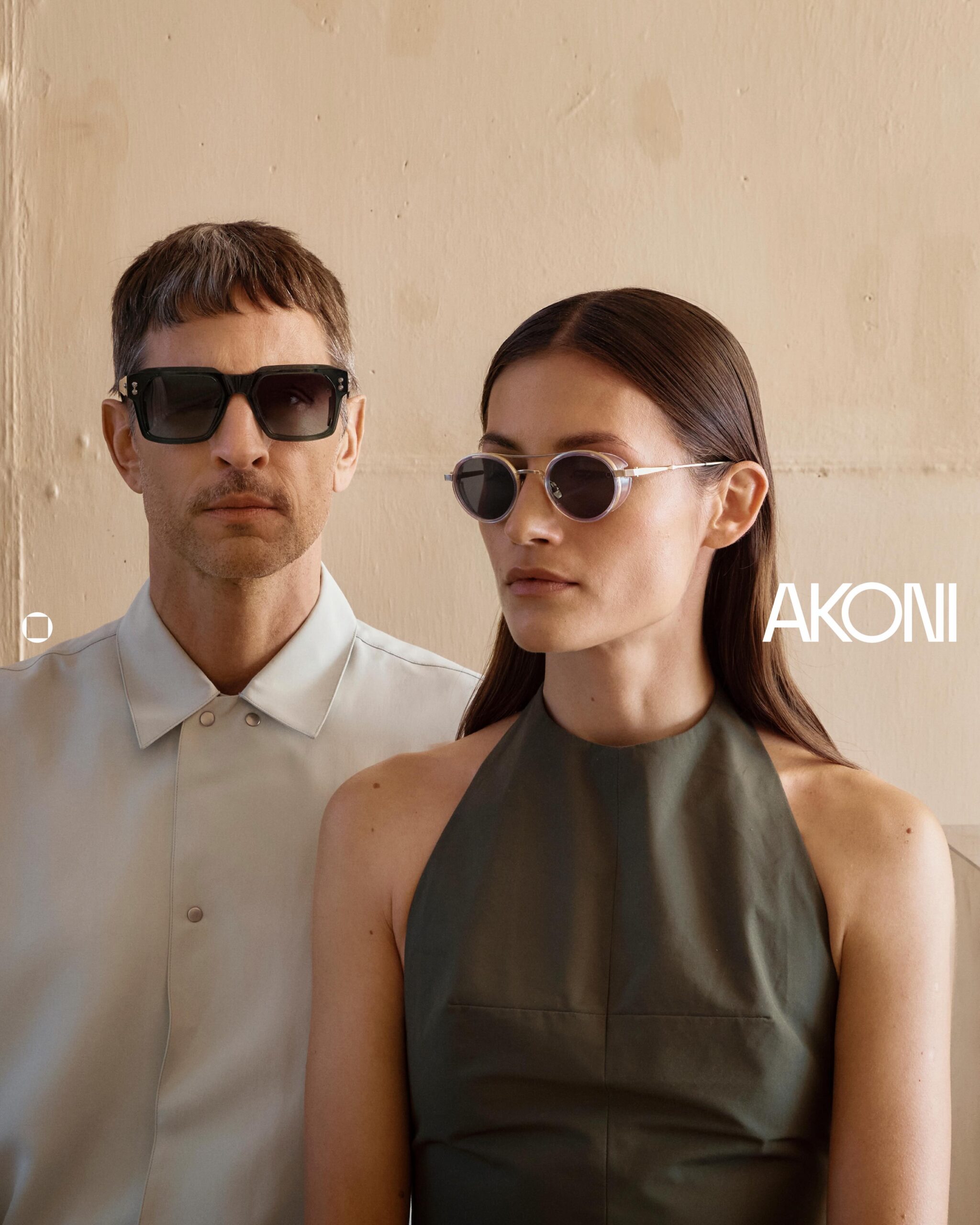 この度、ボズュー自由ヶ丘店にて新規ブランド【AKONI】のお取り扱いが決まりました!
AKONIのアイウェアを取り扱うにあたり、私たちがこれまで数多く見てきた眼鏡の中でも、特に高いデザインクオリティを感じています。
パーツ一つひとつの作りこみ、厳選された素材、美しいカラーリングには上質な高級感があり、まるで良い時計や万年筆を所有した時のような満足感を与えてくれるプロダクトです。
AKONIはスイス発のブランドでありながら、生産は日本で行われており、細部まで丁寧に仕上げられています。長く愛用し、受け継いでいける存在としても納得できる品質を備えています。
これまで海外展示会でAKONIのコレクションに触れてきましたが、そのたびに高いクオリティとデザイン性、そしてブランドとしての将来性に心を打たれ、印象的なデザインが強く記憶に残っていました。
このような素晴らしいブランドを当店でご紹介できることを、心より感謝しております。
一部モデルは入荷しておりますので、是非店頭にてお試し頂けますと嬉しいです。
入荷モデルも随時ご紹介してまいりますので、引き続きチェックよろしくお願いいたします。
商品に関するお問い合わせはDM、お電話、メールでも受付しておりますのでお気軽に問い合わせください。
shop data
最寄り駅 自由が丘
正面口出口から歩いて約5分です。
住所 152-0035
東京都目黒区自由が丘1-16-13ヒルズ自由が丘1F
03-5731-6612
info@beauxyeux.jp
年中無休
#ボズュー自由が丘
@akonieyewear