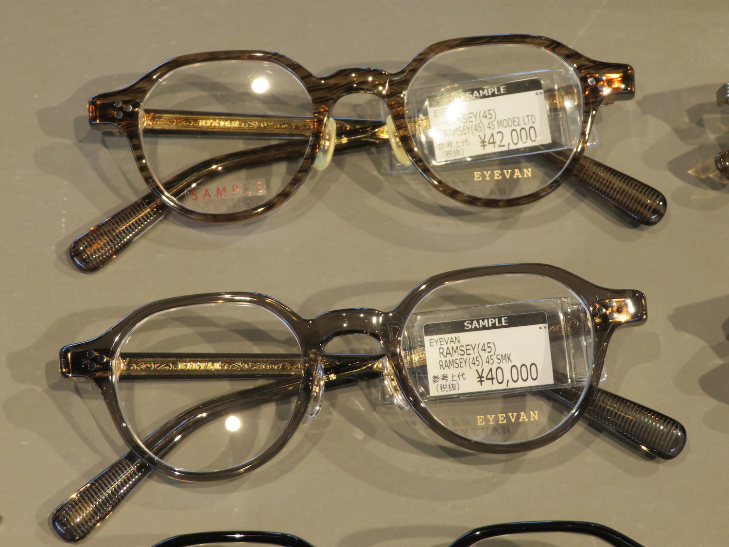 EYEVAN S/Sコレクション   フレンチテイストのメガネ店 BEAUXEYUX