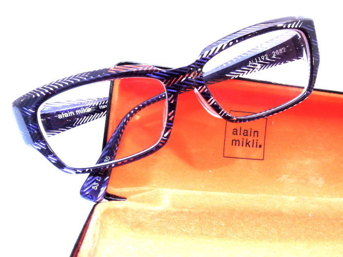 My Select Of Optical 紫をベースにフレームを選ぶ フレンチテイストのメガネ店 Beauxeyux ボズュー 自由が丘 麻布十番